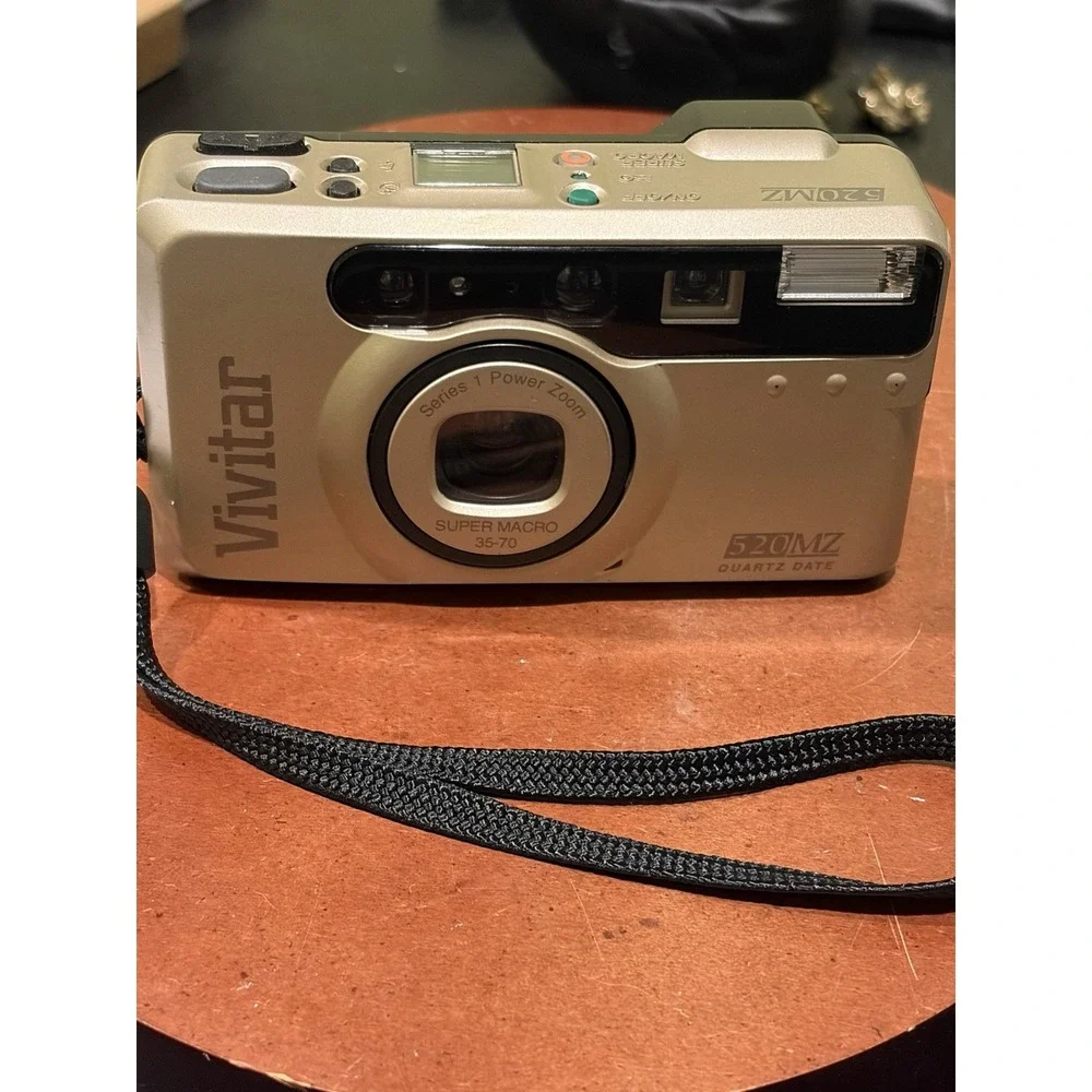 Vivitar 520MZ 35mm Auto Focus Point & Shoot Camera New Battery
